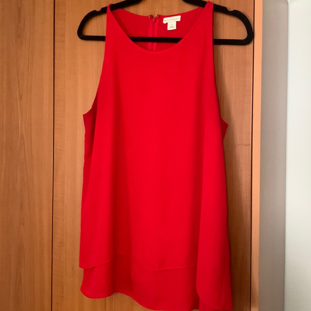 mercer & madison - sleeveless blouse - size M